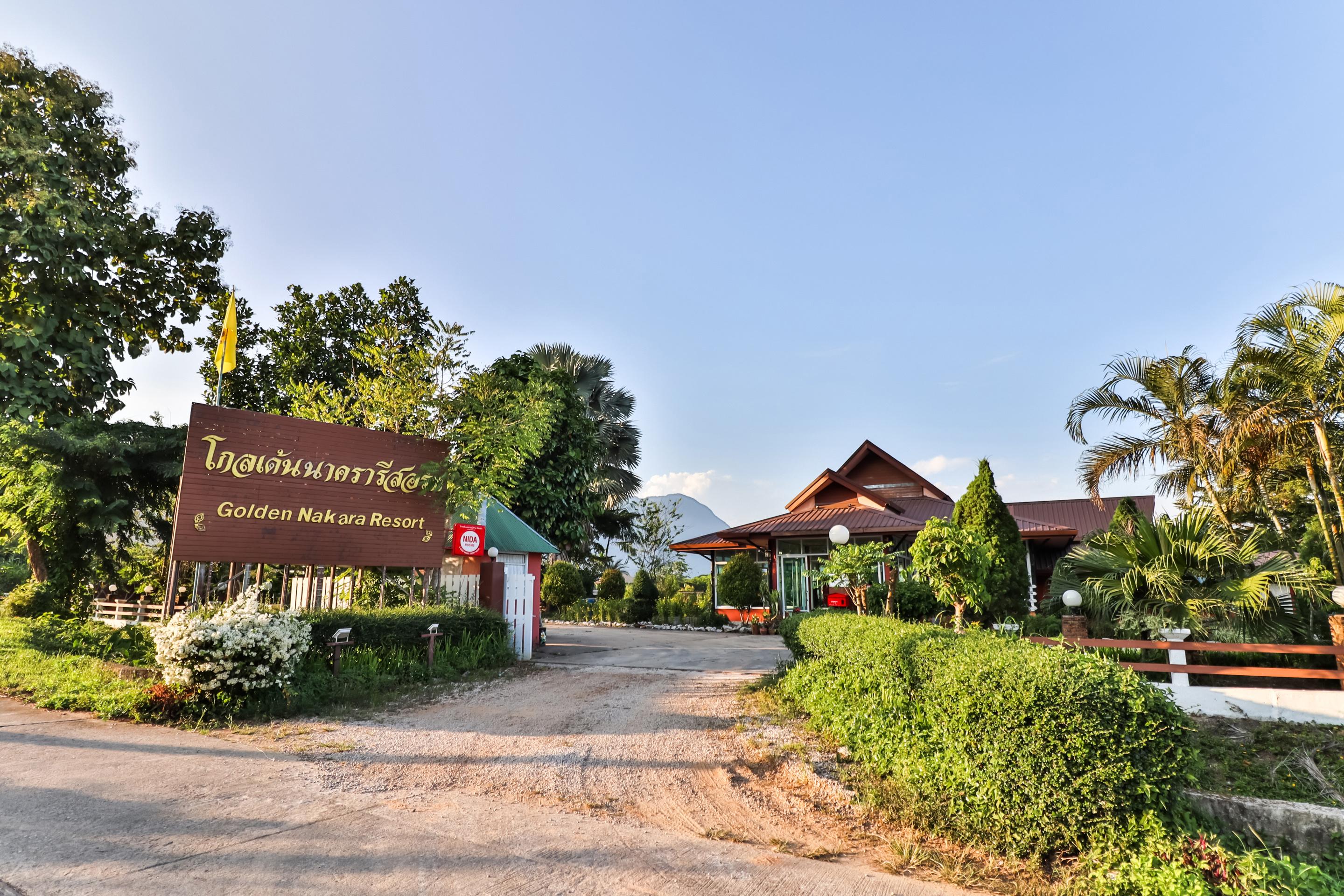 Oyo 416 Golden Nakara Resort Maesai Ме-Сай Екстер'єр фото